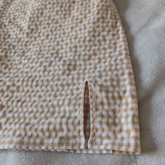 3/$30 Cute plaid mini dress - Picture 2 of 6